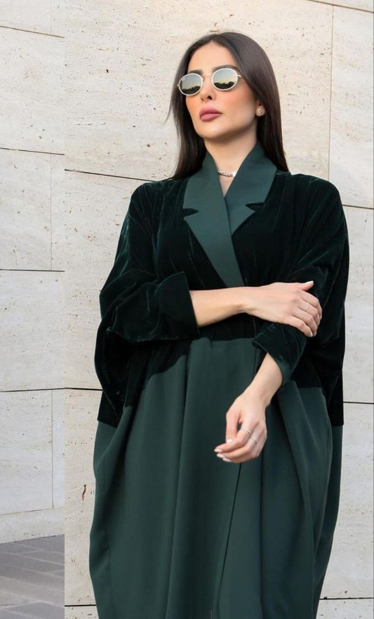 Abaya Fayrouz : Manteau de Luxe en Velours Premium