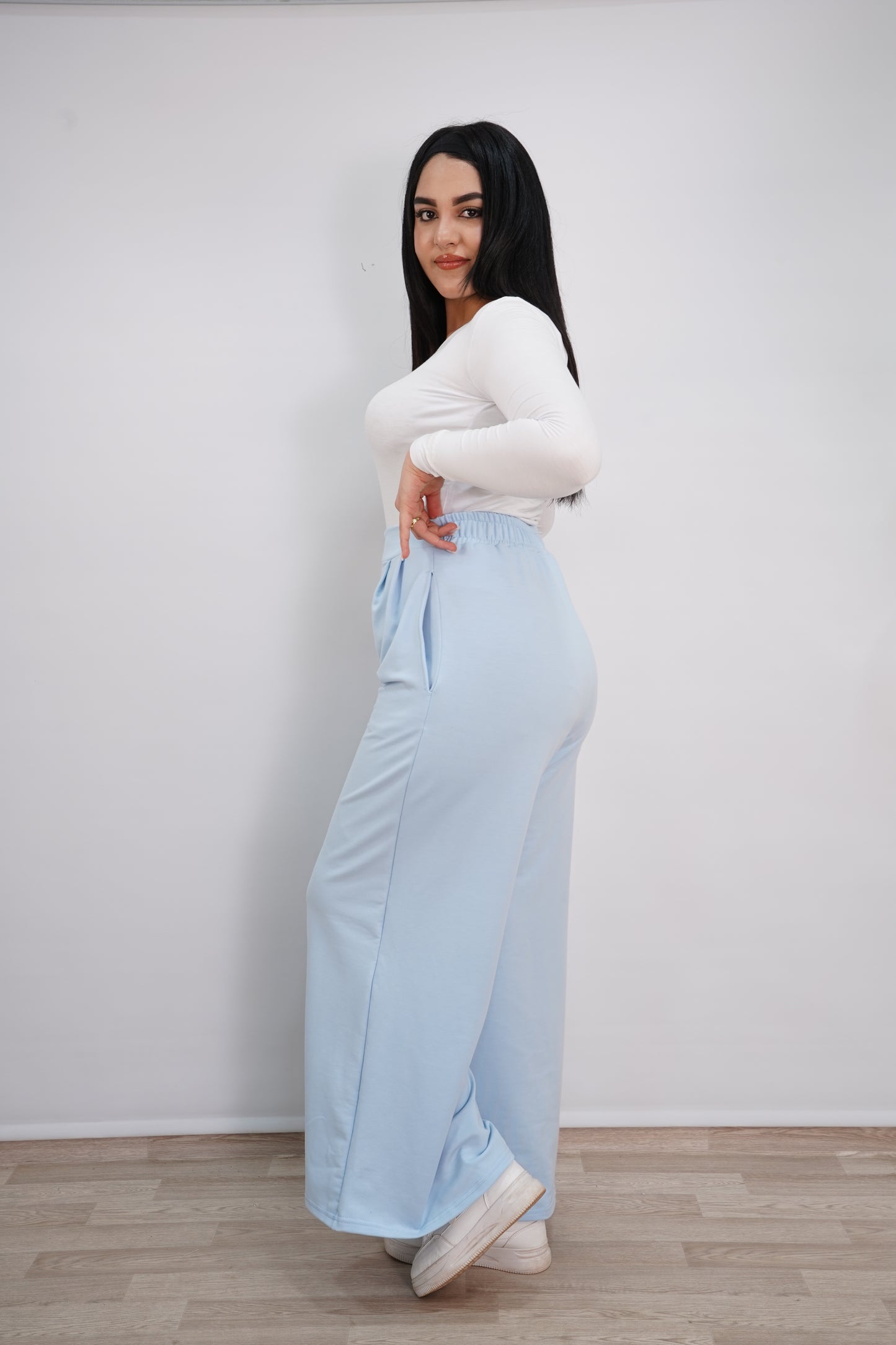 Pantalon Oversize Confort Premium – Coupe Large & Style Moderne