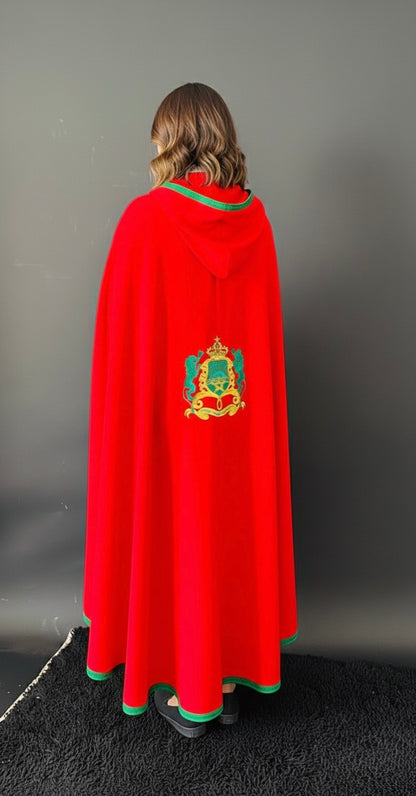 Cape Royale Premium – Édition Maroc Traditionnel Brodée كاب مغربي فاخر مطرّز – جودة بريميوم بلمسة ملكية