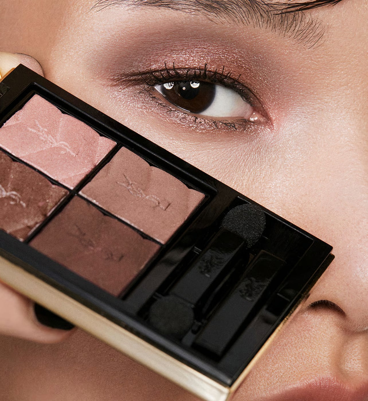 Yves Saint Laurent Couture Clutch - Couture Mini Clutch Palette de fards à paupières pigments intenses longue tenue