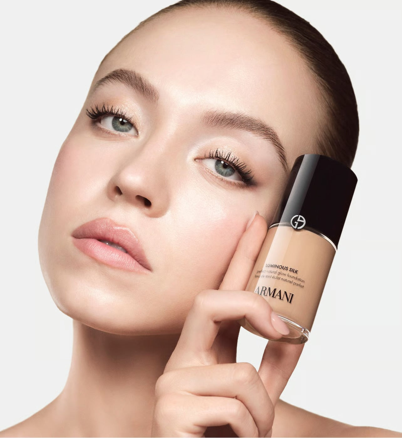 Giorgio Armani Luminous Silk Foundation - Fond de Teint Eclat Naturel Parfait