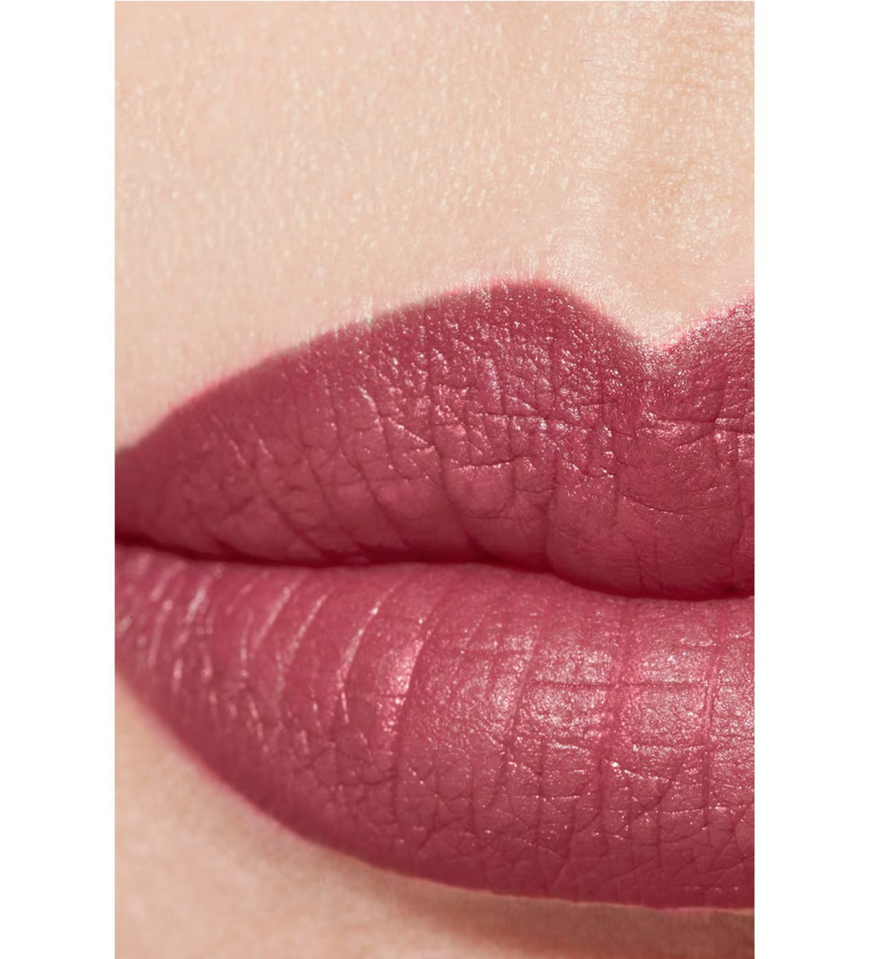 CHANEL ROUGE ALLURE  LE ROUGE VELOURS LUMINEUX