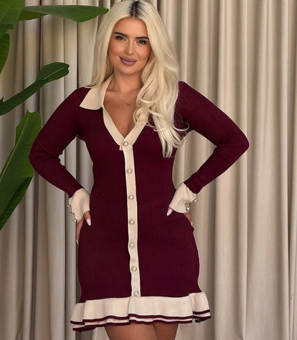 Robe Moderne Avec boutons dorés